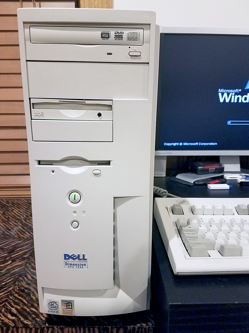 Illustration for article titled Dell Dimension XPS T500 / Optiplex 390 Hybrid